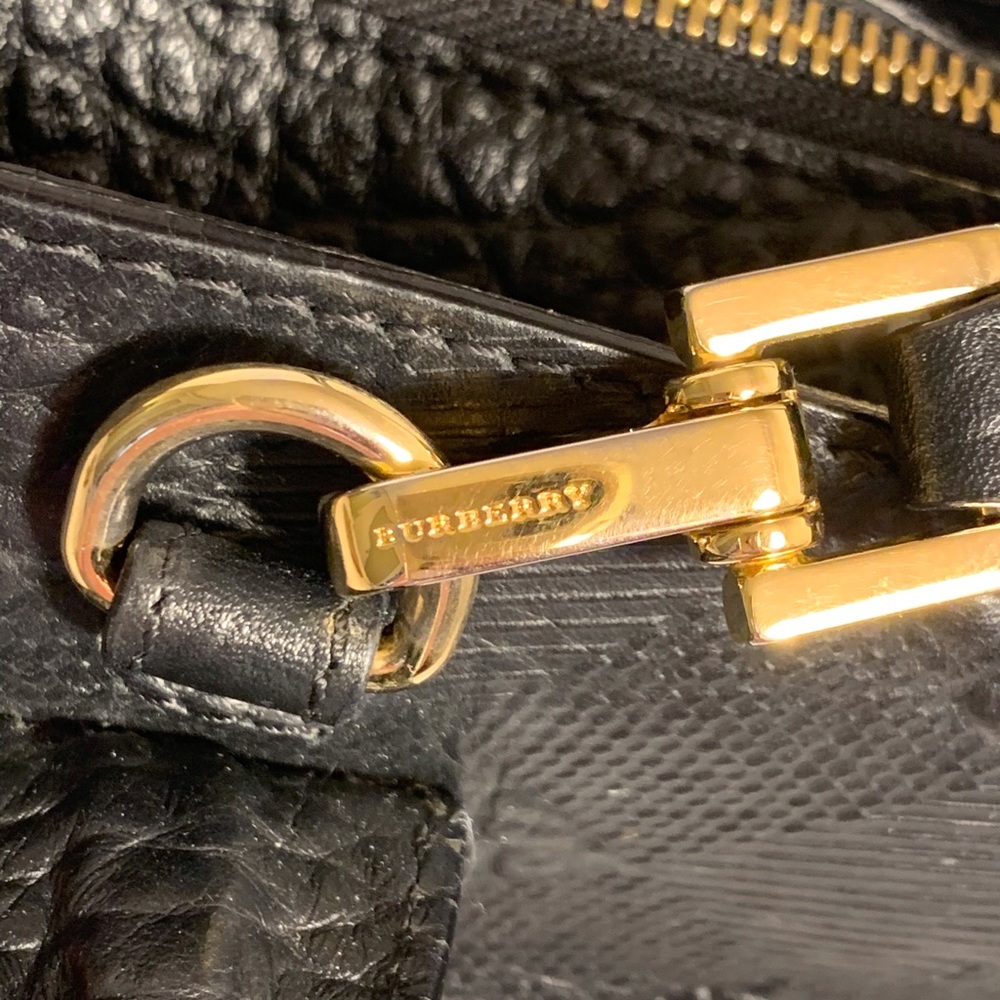 Burberry Dewsbury embossed Black Leather Satchel! - Picture 5 of 8